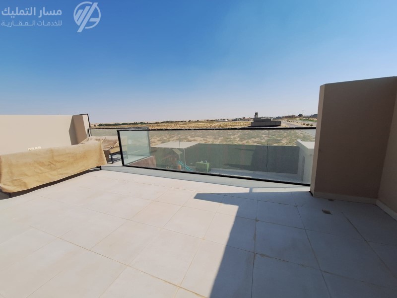 Photo by Daniel J. Schwarz